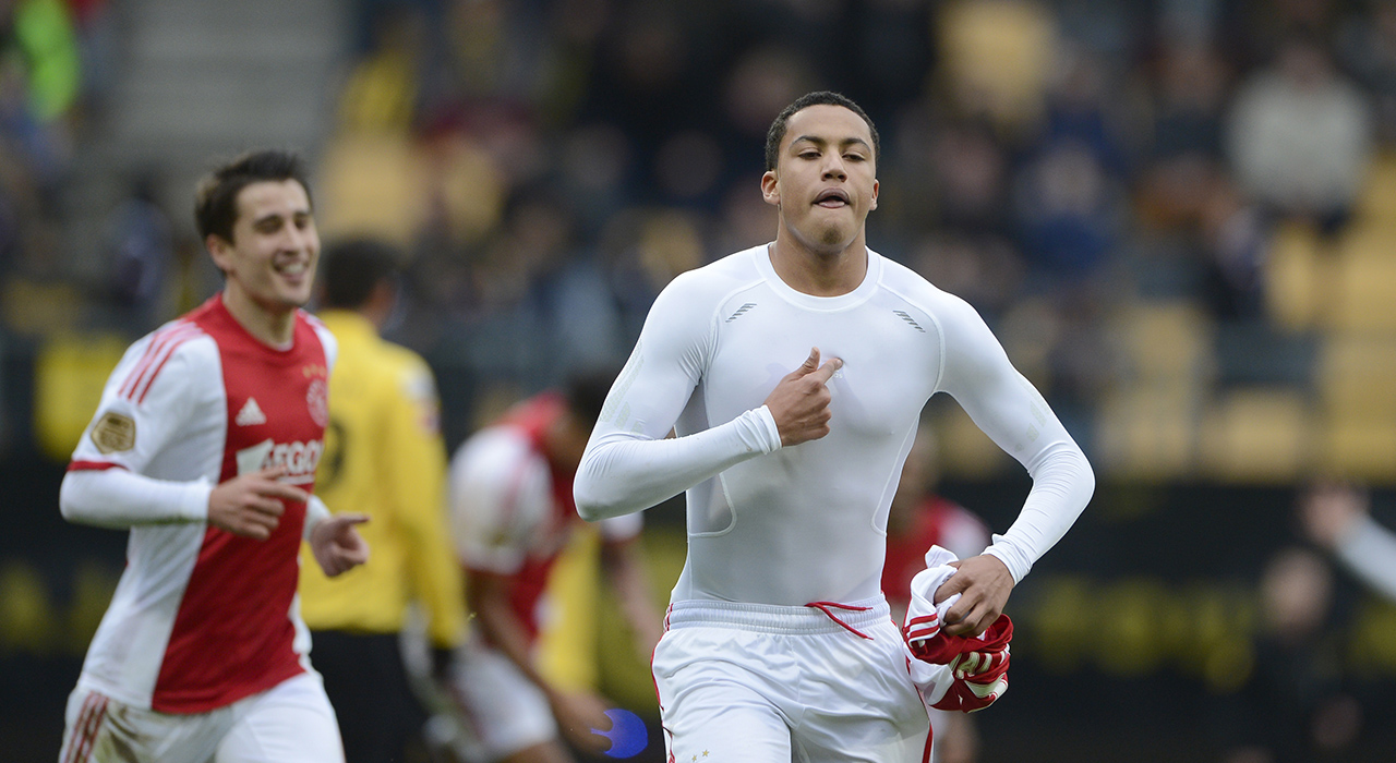 On This Day | Riedewald redt Ajax 10 jaar geleden